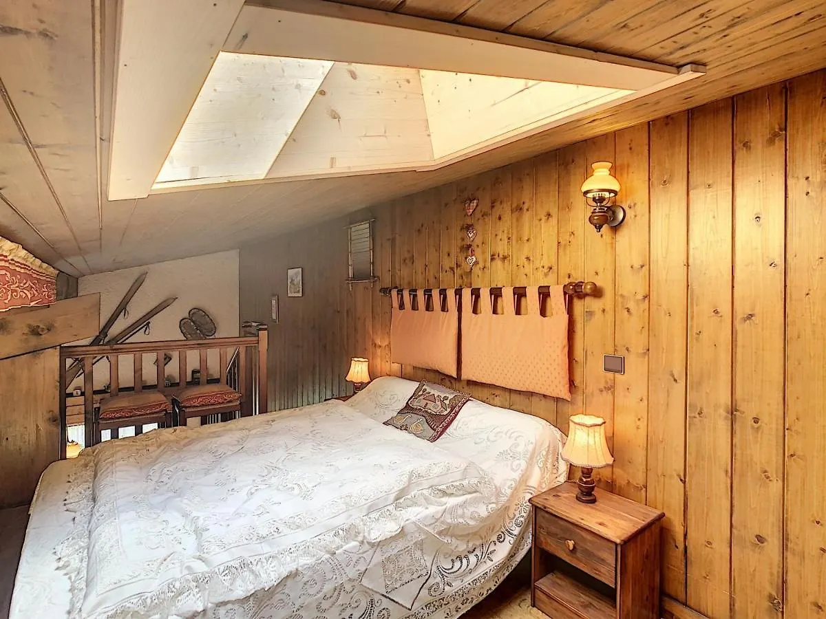 Duplex 35M² A 2 Pas Du Centre De Combloux, 4 Couchages, Balcon, Proche Pistes - Fr-1-560-19 Apartment