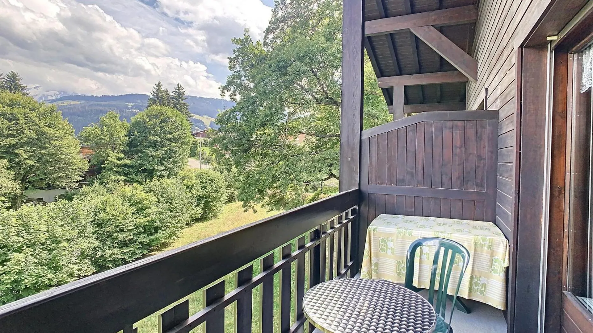 Duplex 35M² A 2 Pas Du Centre De Combloux, 4 Couchages, Balcon, Proche Pistes - Fr-1-560-19 Apartment France