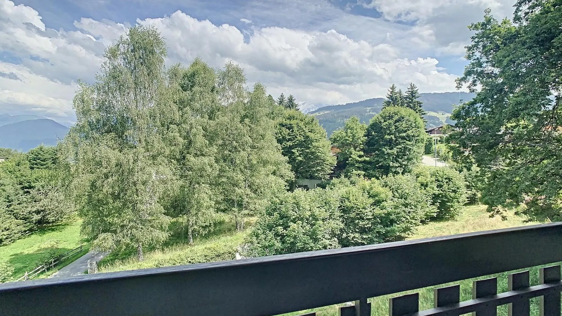 Duplex 35M² A 2 Pas Du Centre De Combloux, 4 Couchages, Balcon, Proche Pistes - Fr-1-560-19 Apartment