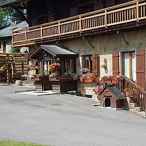  Bed & Breakfast La Ferme Du Mont-blanc